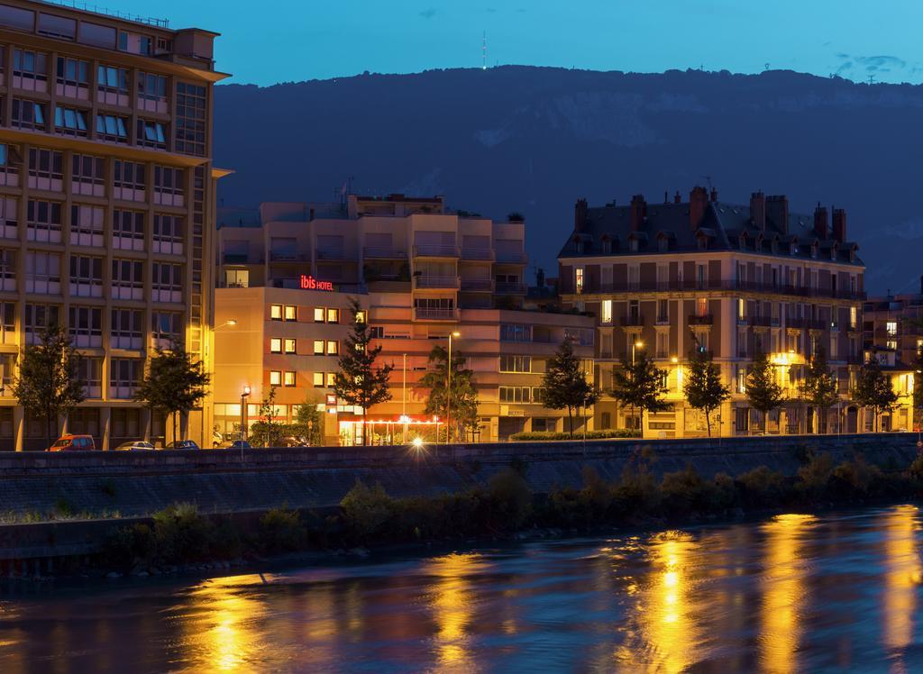 Ibis Grenoble Gare Hotel Exterior foto